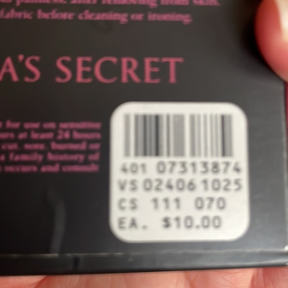 Victoria’s Secret fashion tape. Nwt - Picture 3 of 3
